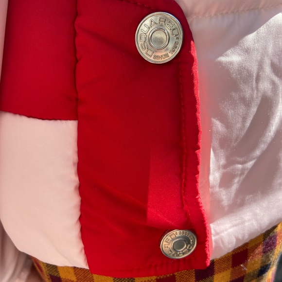 DSquared size L Ski Jacket. - Picture 5 of 7